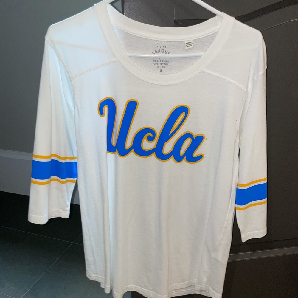 UCLA tee
